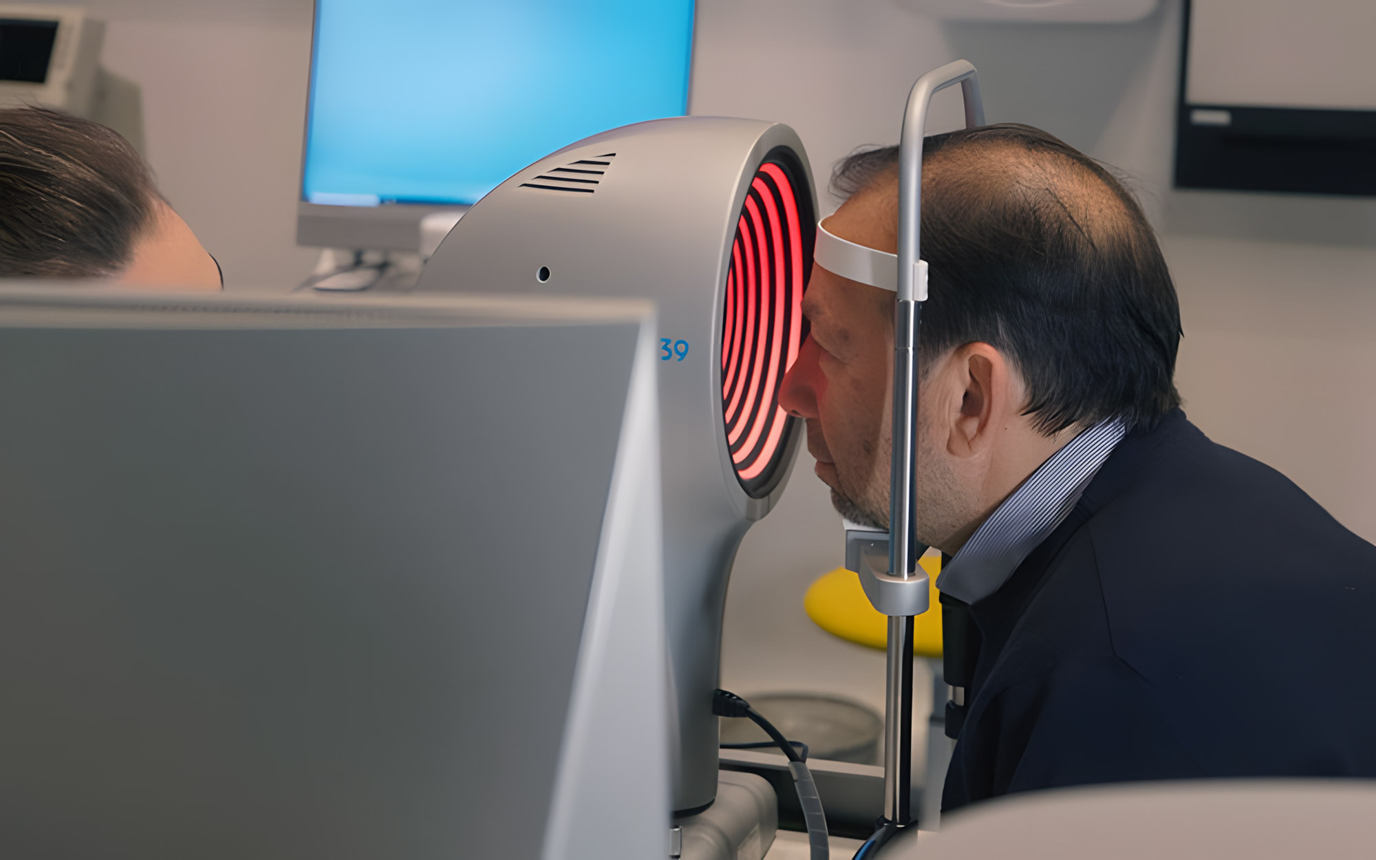 Esame oculistico completo per diagnosi salute retina e patologie diabetiche occhi a Milano da ADVALIA Vision